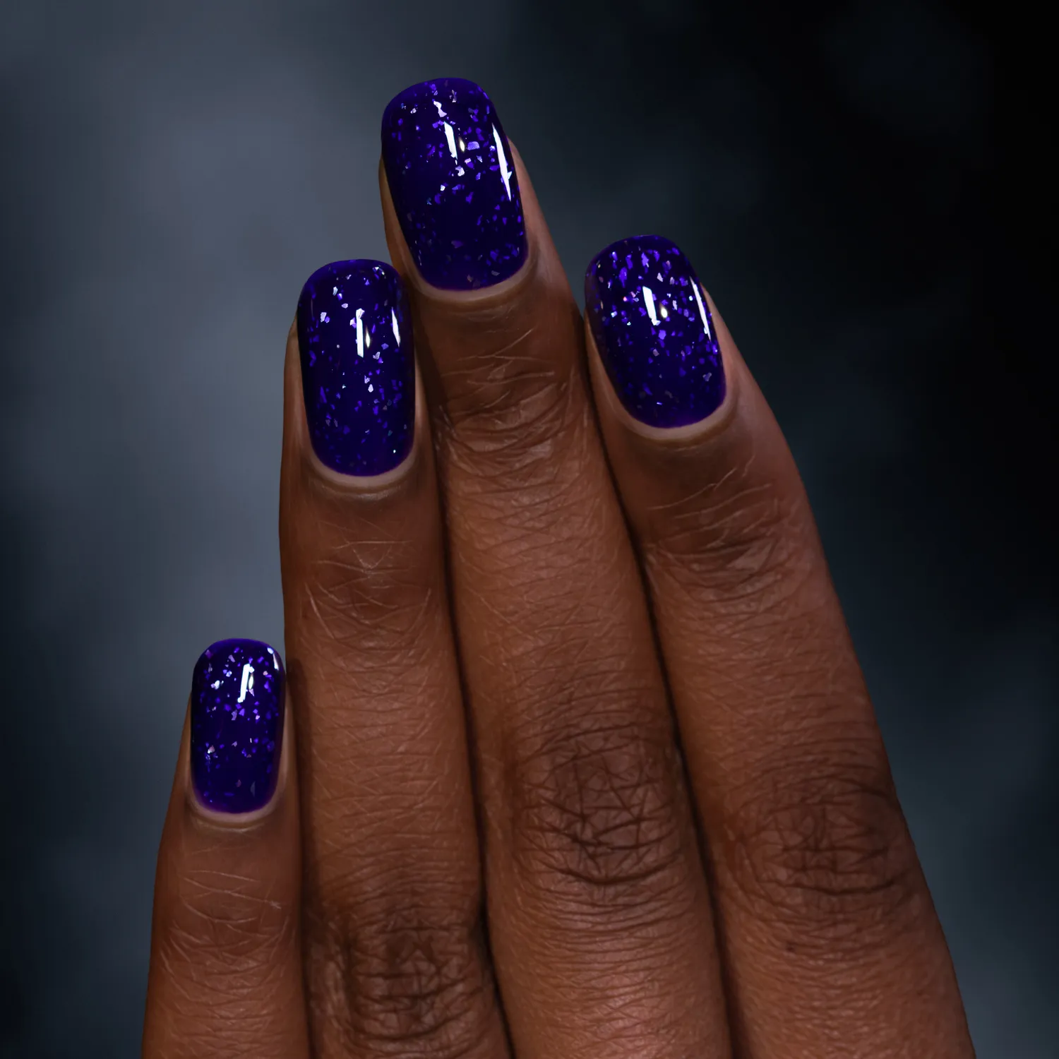 ILNP Opening Night Headliner nagellack indigoblått skimmer