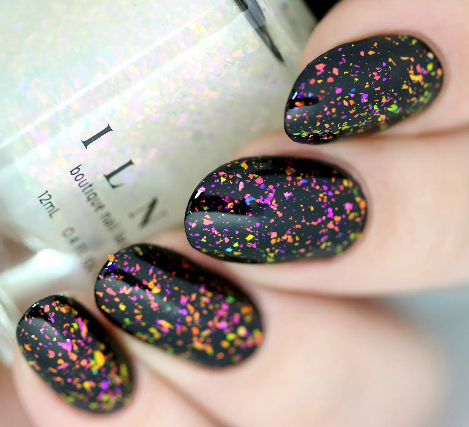 ILNP Real Magic Lovebird topper flakies