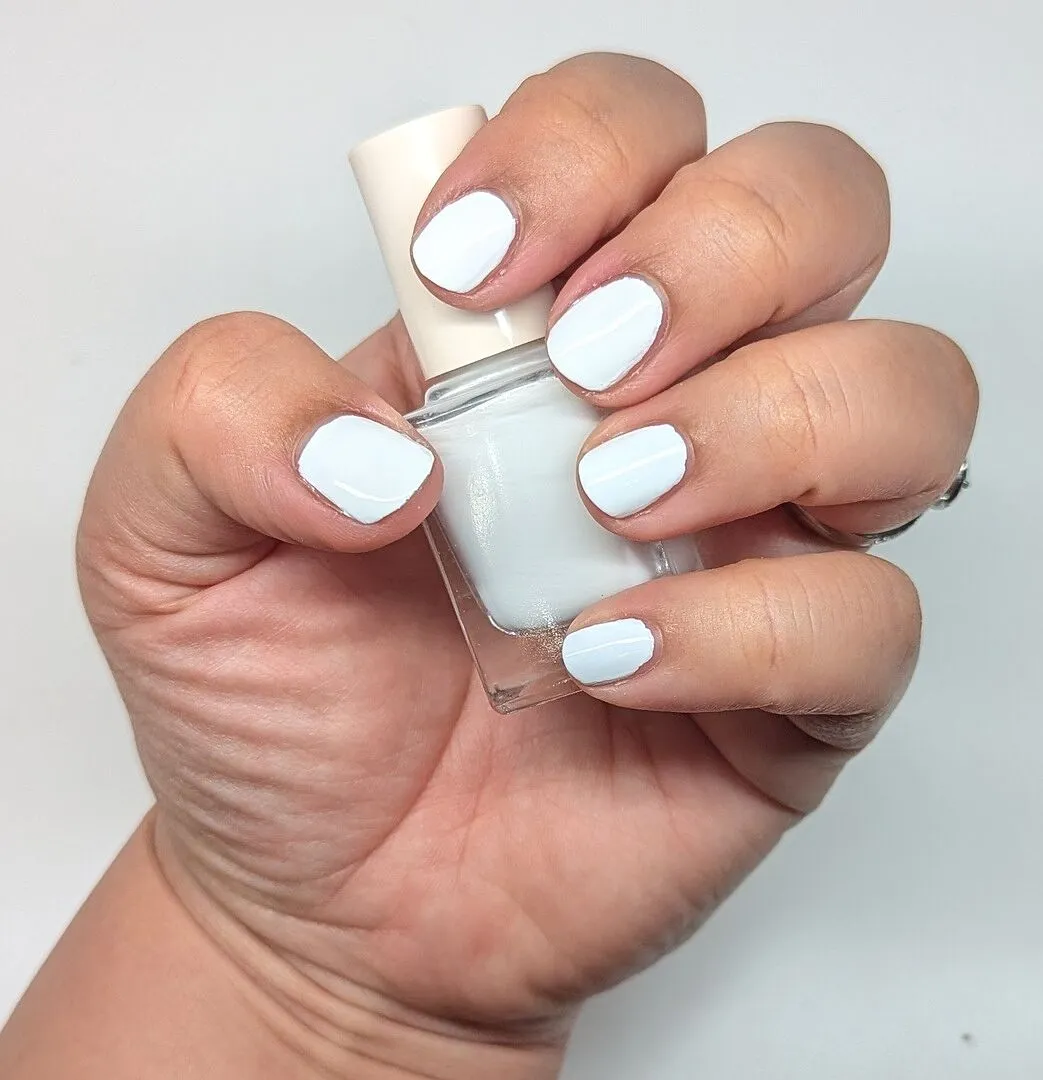 Cirque Colors White Lie nagellack neonvitt kräm
