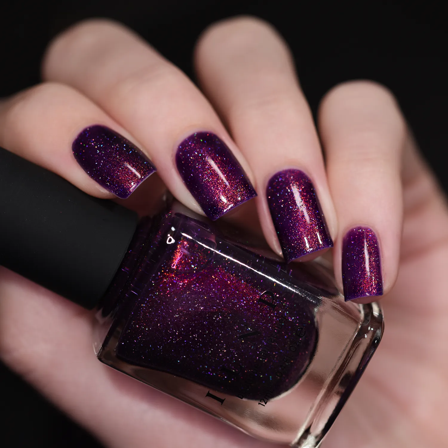 ILNP Ava holografiskt nagellack lila