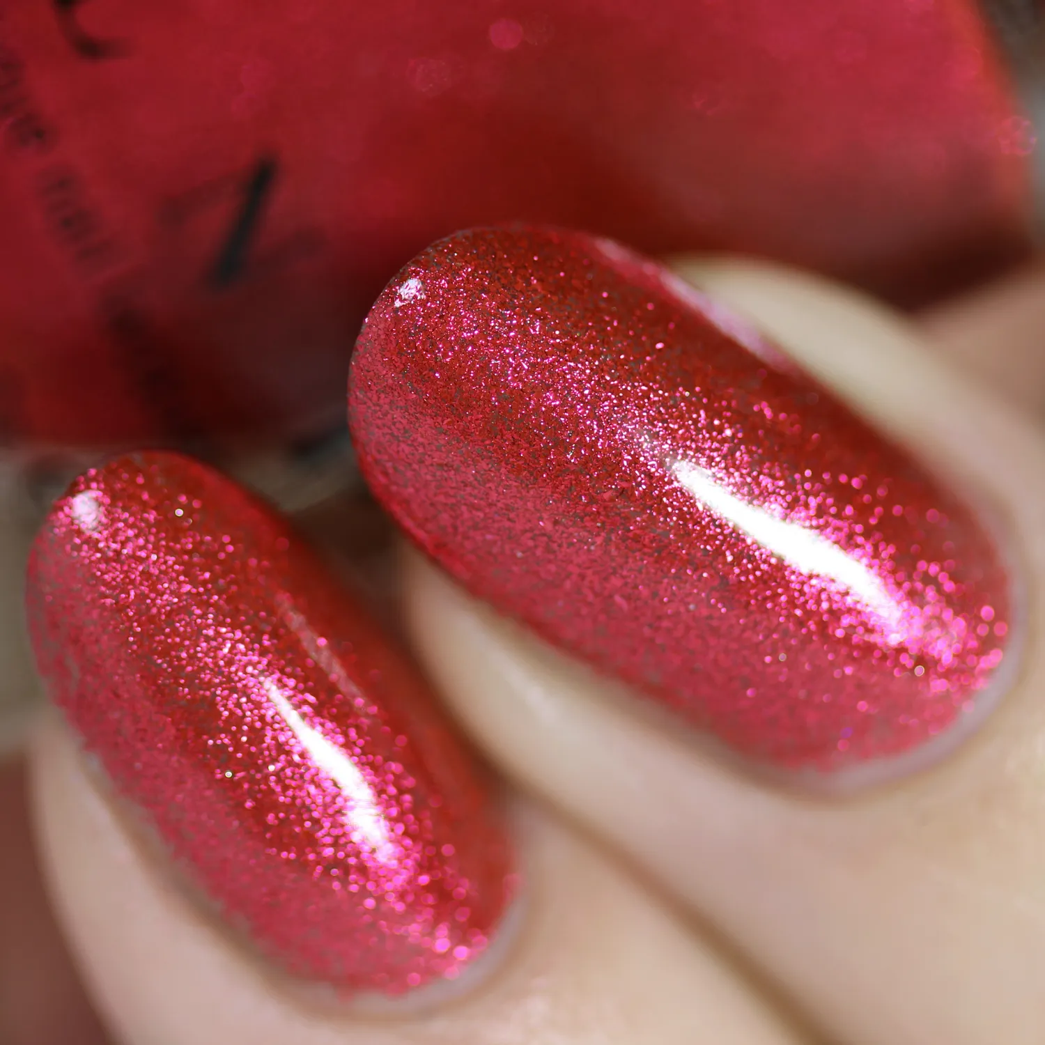 ILNP Love Me Not nagellack röd metallic