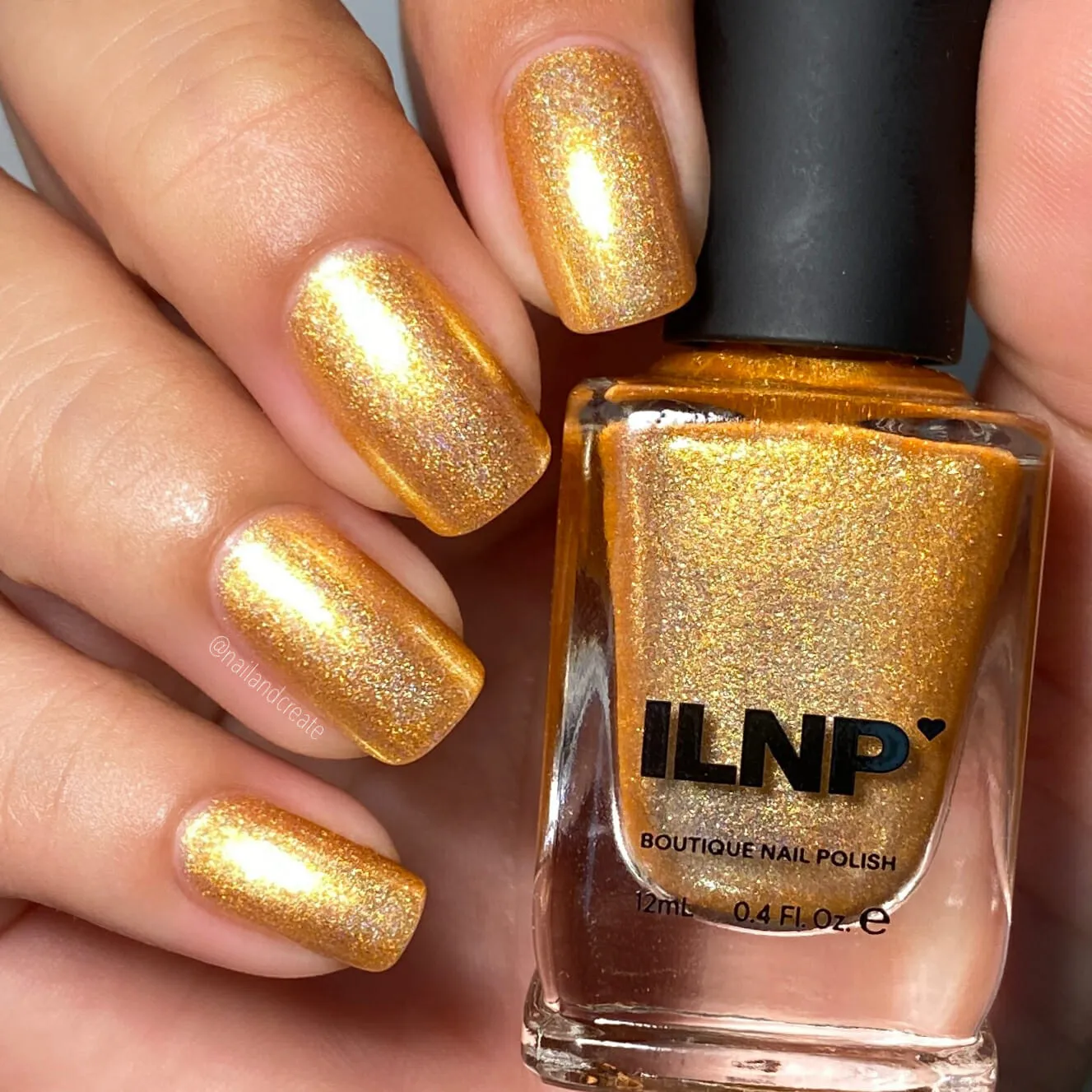ILNP Golden Hour Sundown nagellack guld shimmer