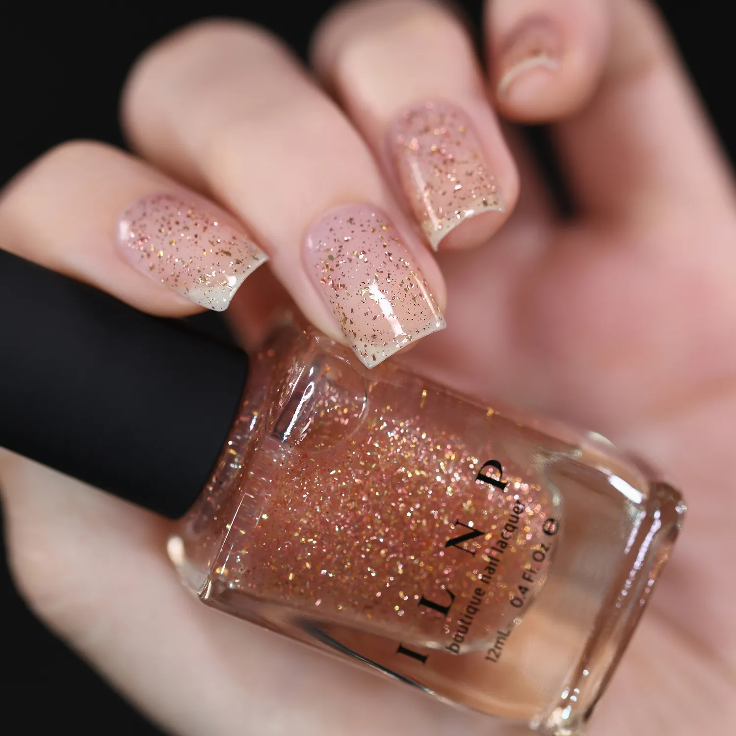 ILNP Love Triangle topper guldrosa
