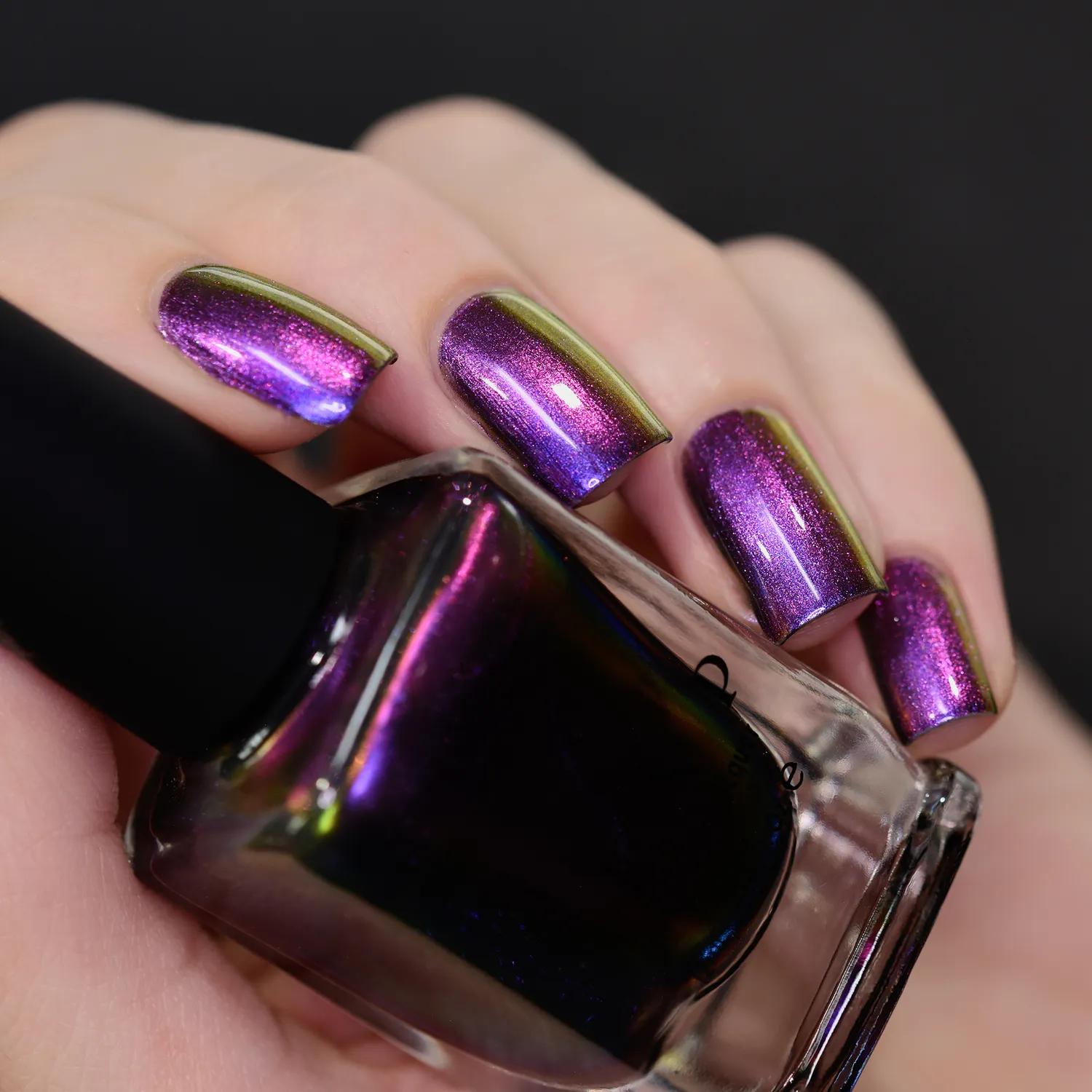ILNP Tilted Ultra Chrome nagellack lila-orange skiftande