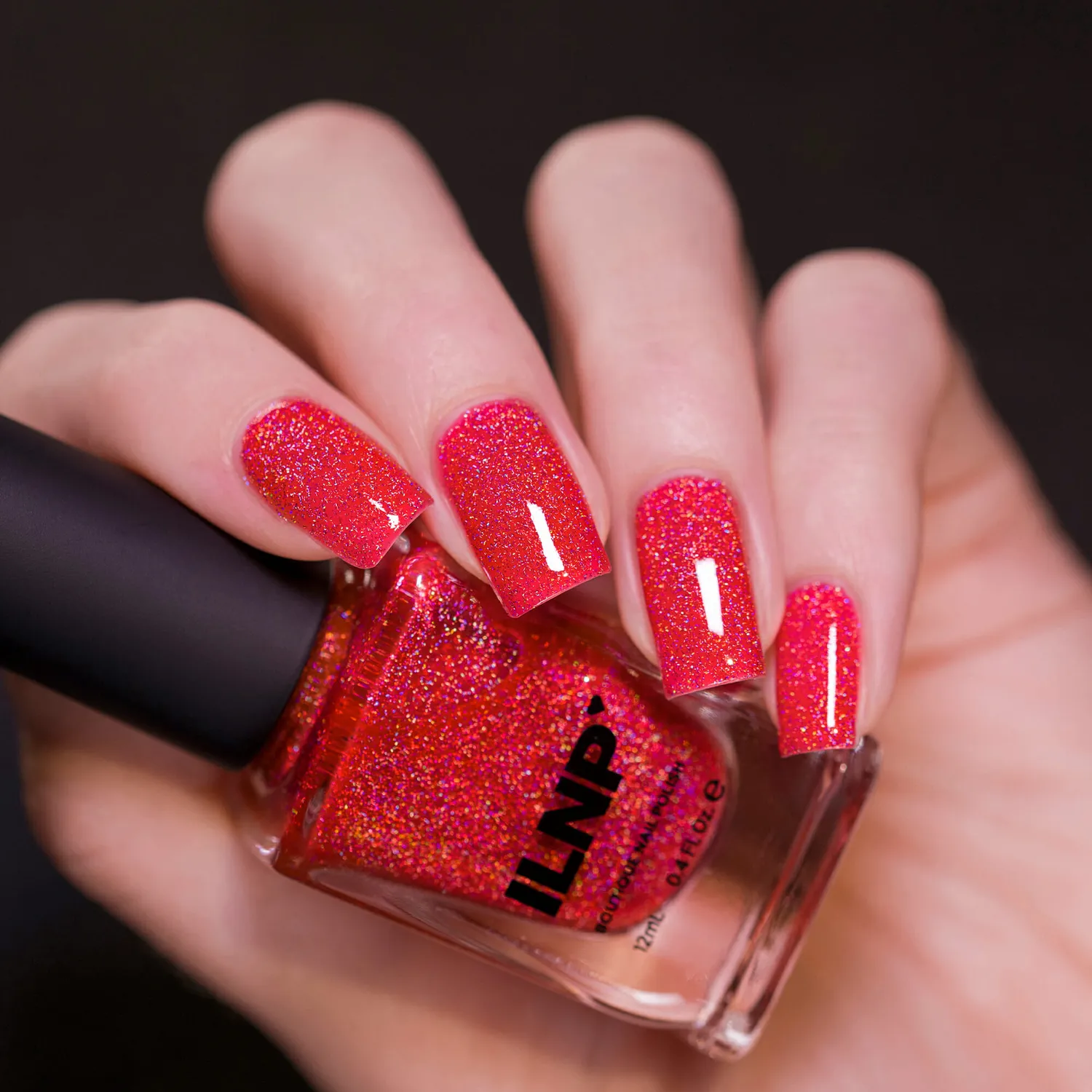 ILNP Poppy nagellack jelly röd holografisk