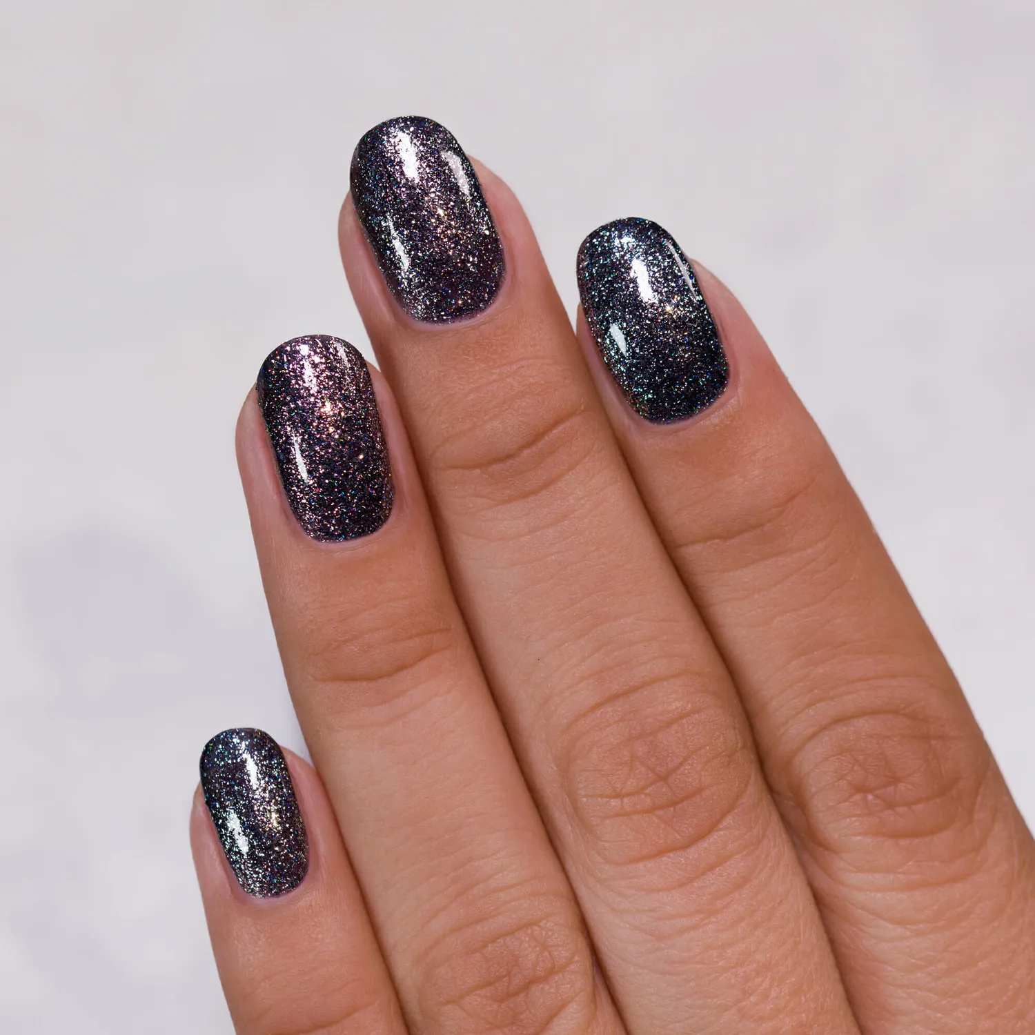 ILNP Private Reserve nagellack svart metallic