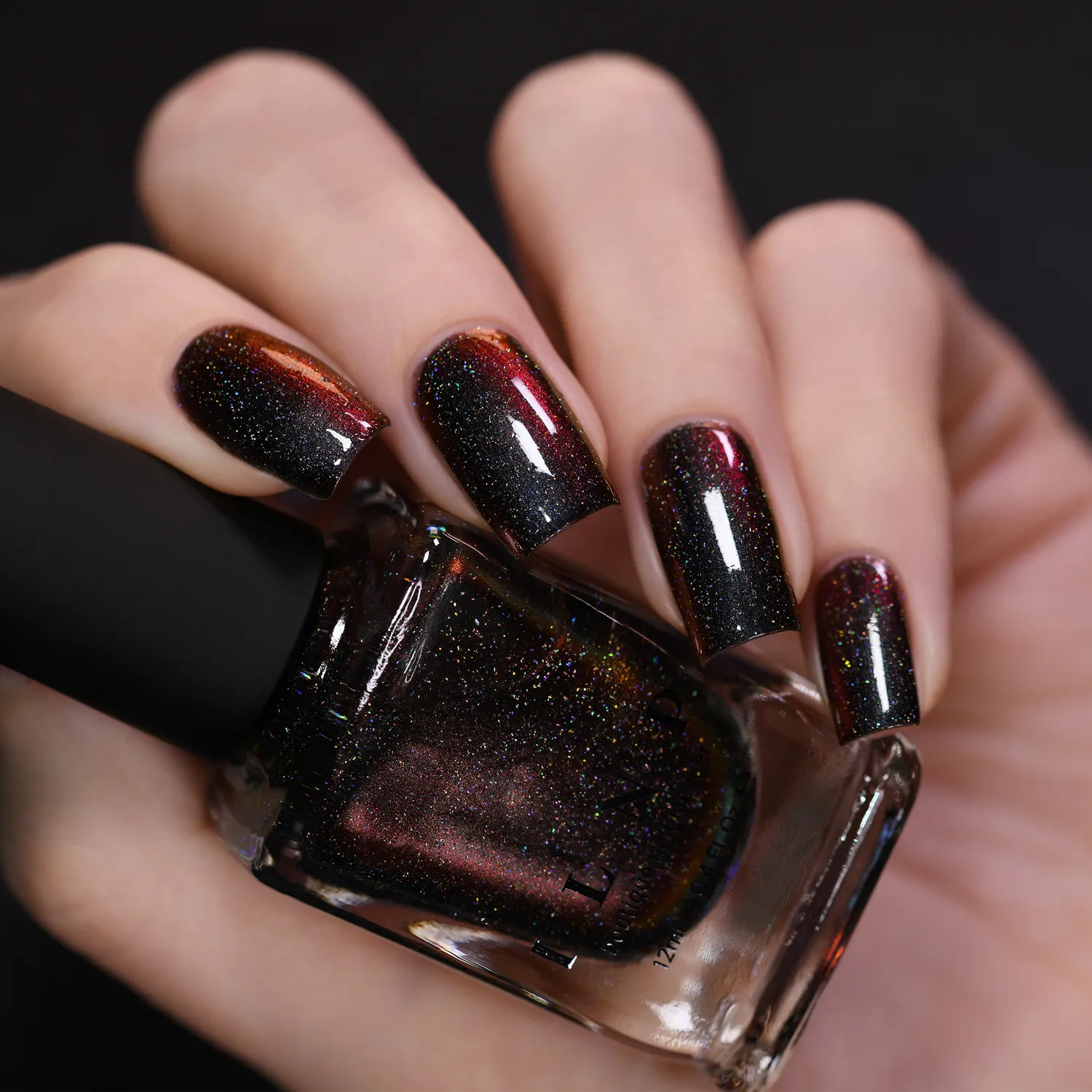 ILNP Ultra Chrome Eclipse (H) nagellack svart holografiskt