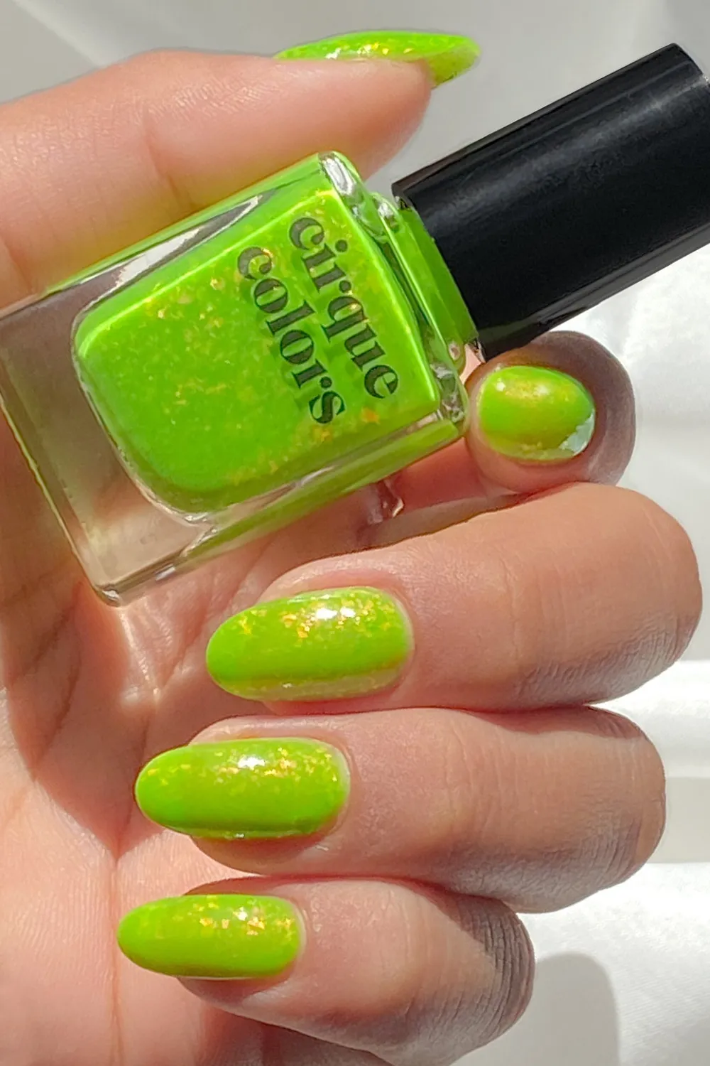 Cirque Colors Sour Punch nagellack lime jelly