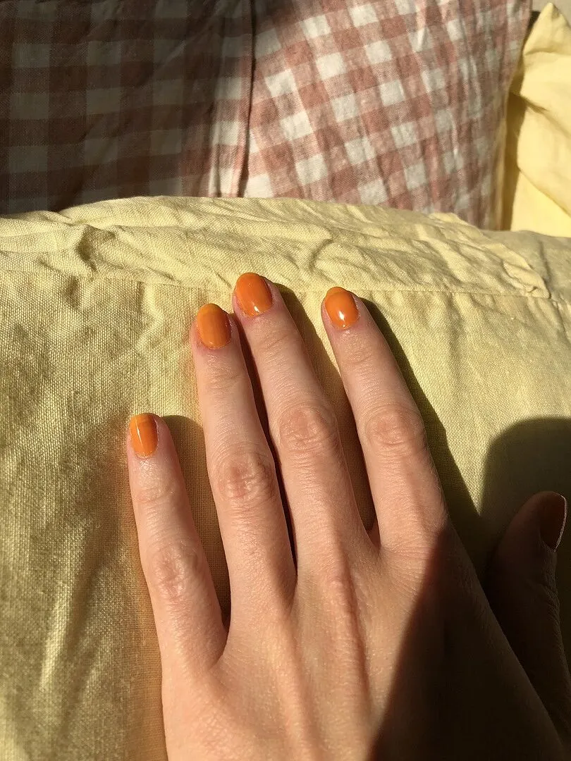 Cirque Colors Saffron Jelly nagellack transparent orange
