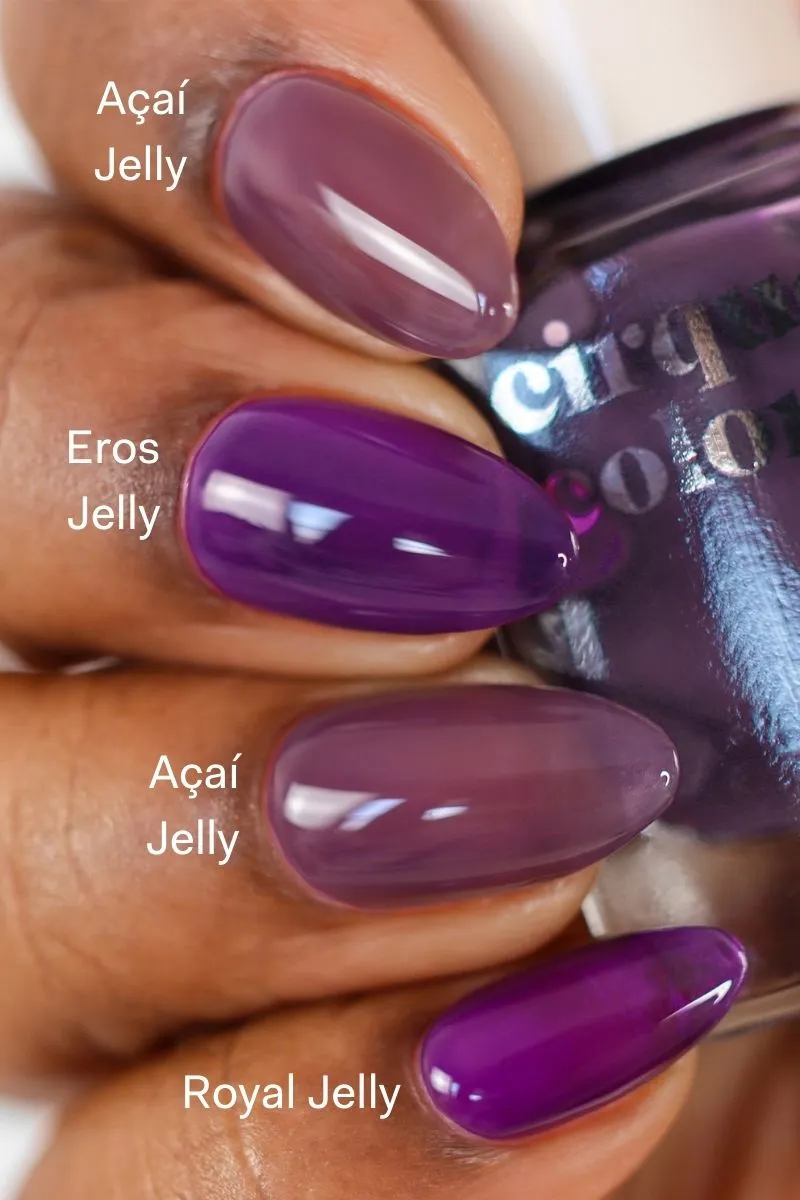 cirque colors açaí jelly nagellack mörklila jelly