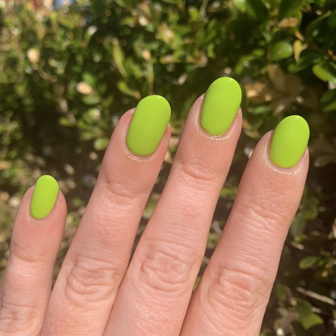 Cirque Colors Sticky Icky nagellack limegrön kräm
