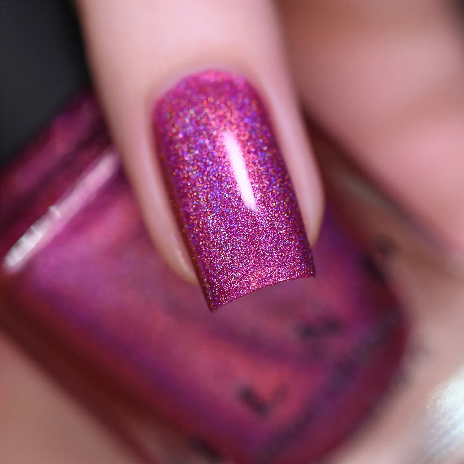 ILNP Bouquet Toss nagellack fuchsia ultra holo