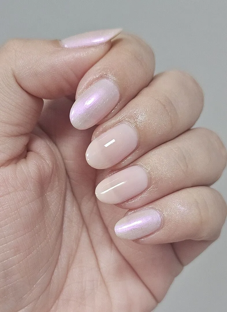 Cirque Colors Odette nagellack ljusrosa jelly