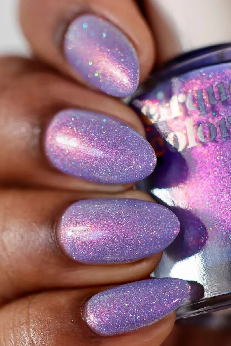 Cirque Colors Showgirl nagellack periwinkle holo