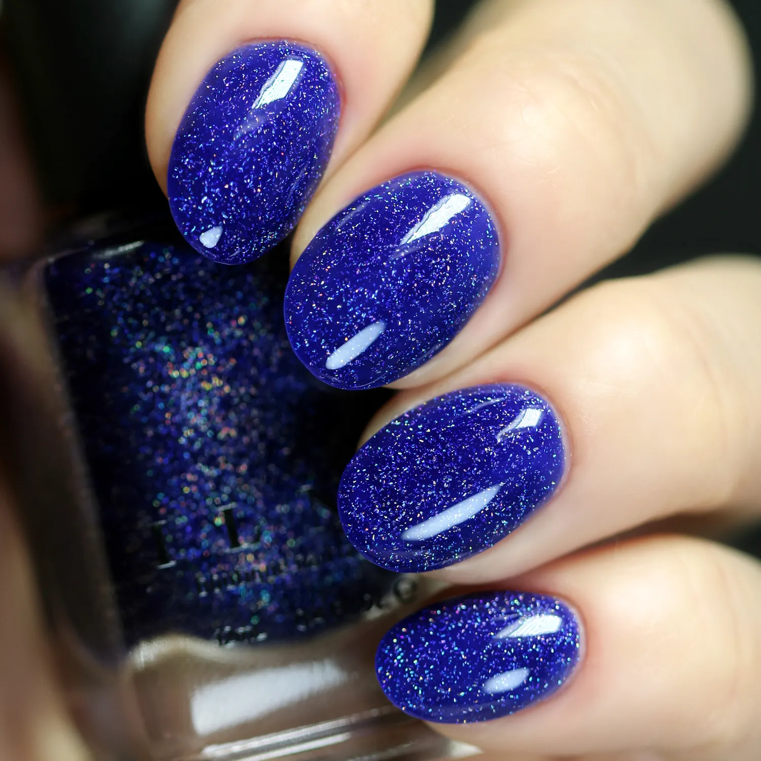 ILNP At Sea Set Sail nagellack koboltblå holo jelly