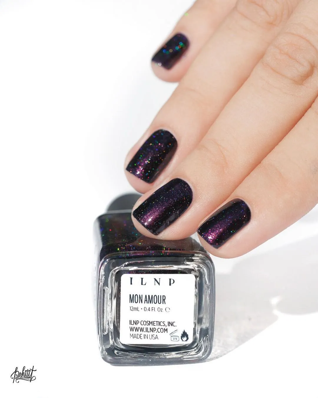 ILNP Mon Amour nagellack holografisk mörklila