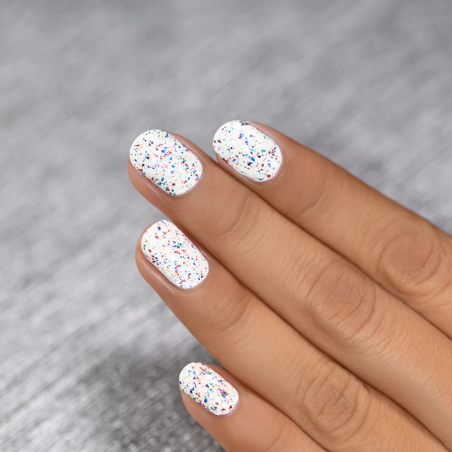 ILNP Confetti nagellack topper flerfärgad flakes