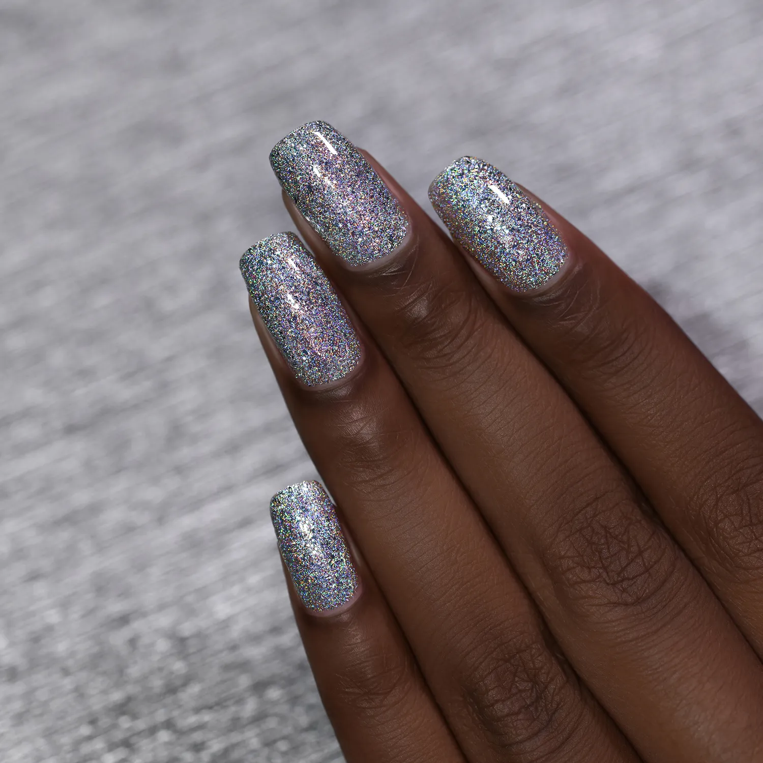 ILNP The Lighthouse nagellack silver holografiskt