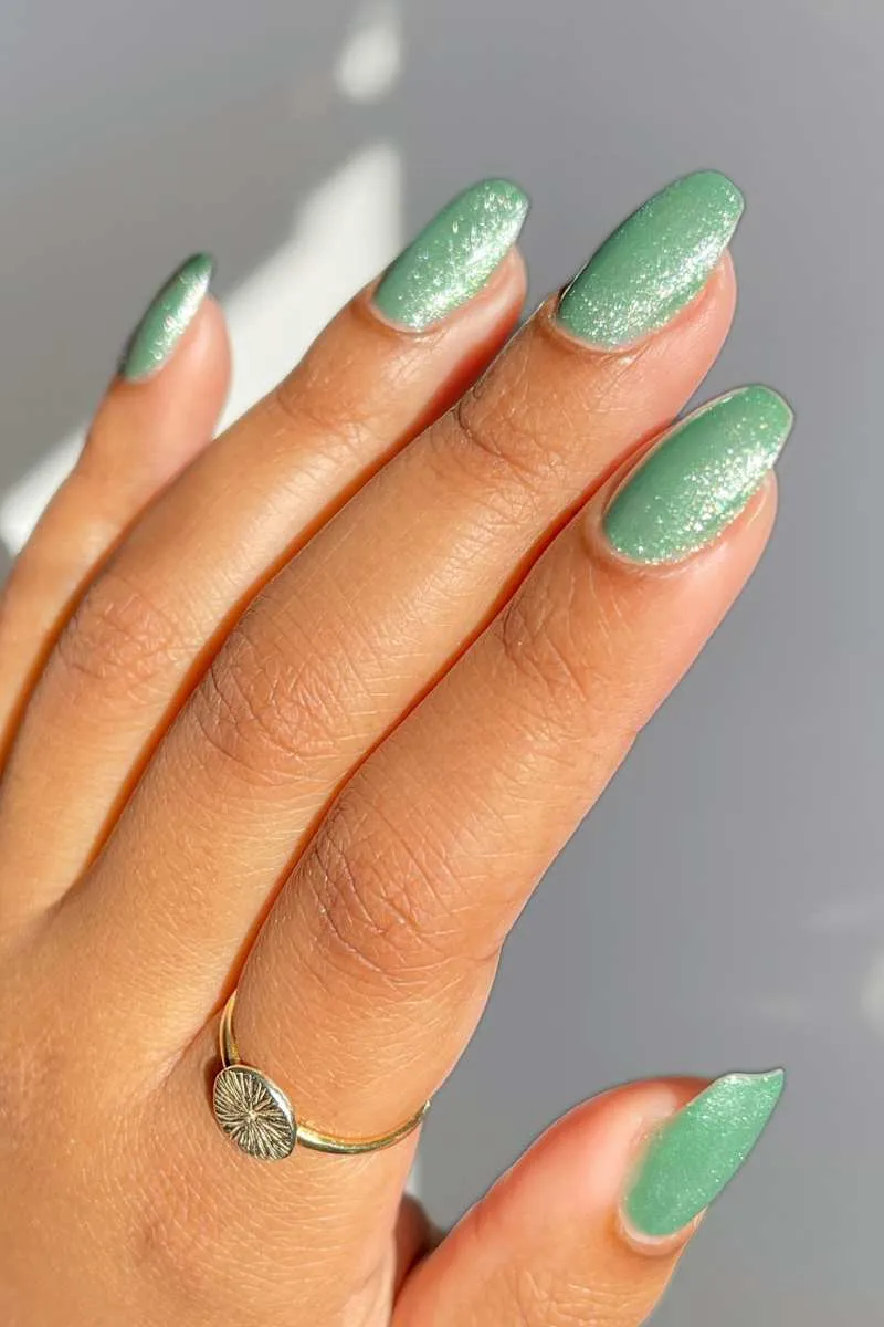 Cirque Colors Good Vibes Only nagellack mint magnetlack