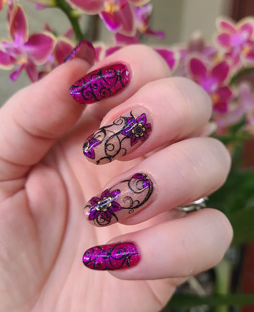 Cirque Colors Wild Berry West nagellack bärig jelly