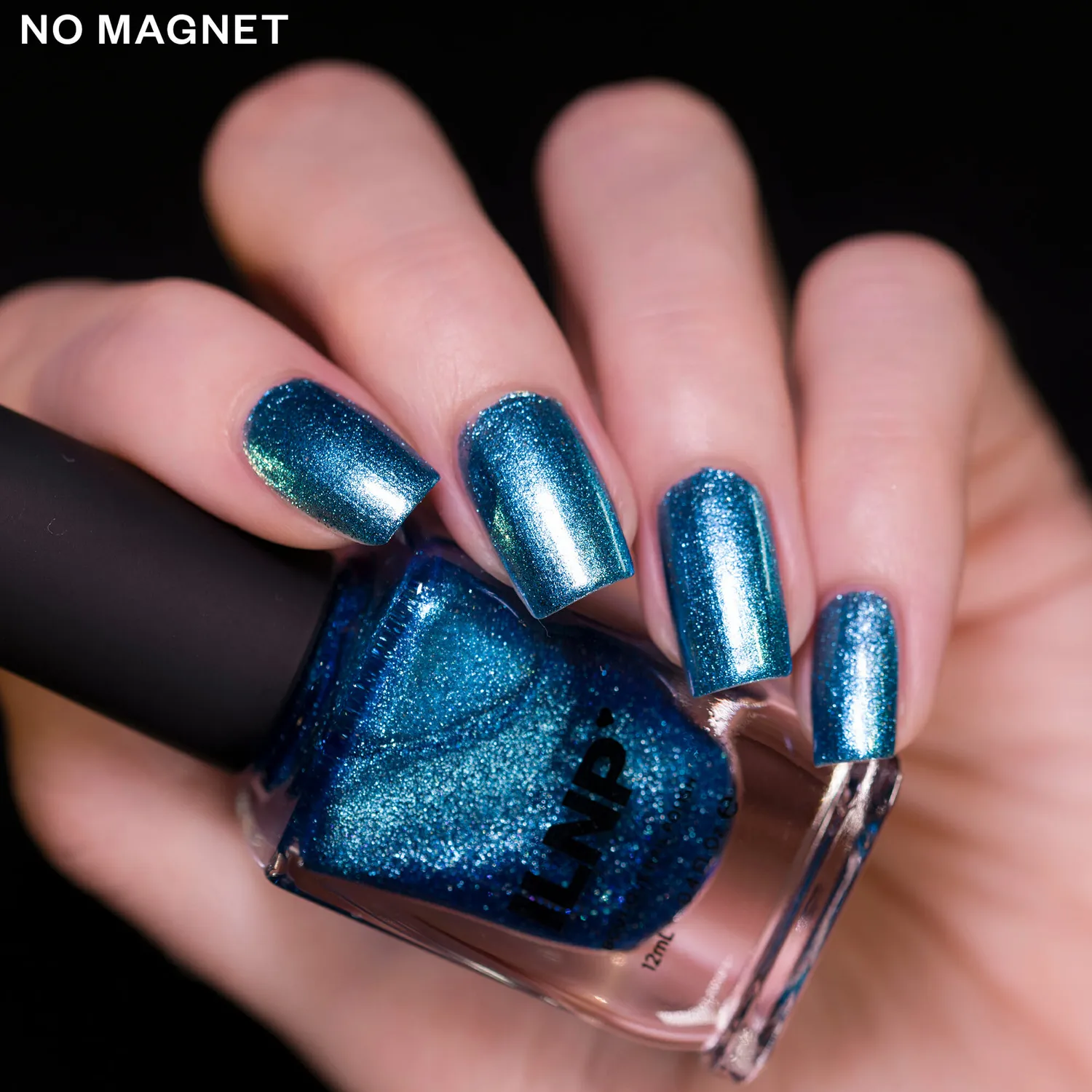 ILNP Zero Degrees nagellack magnetiskt midnattsblå