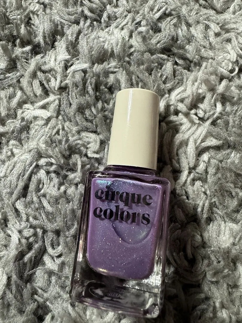 Cirque Colors Ohana nagellack lavendel skimmer