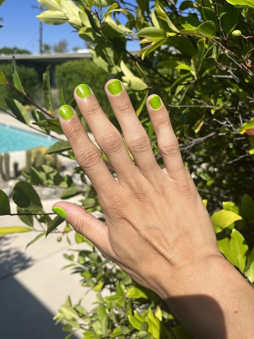Cirque Colors Sour Punch nagellack lime jelly
