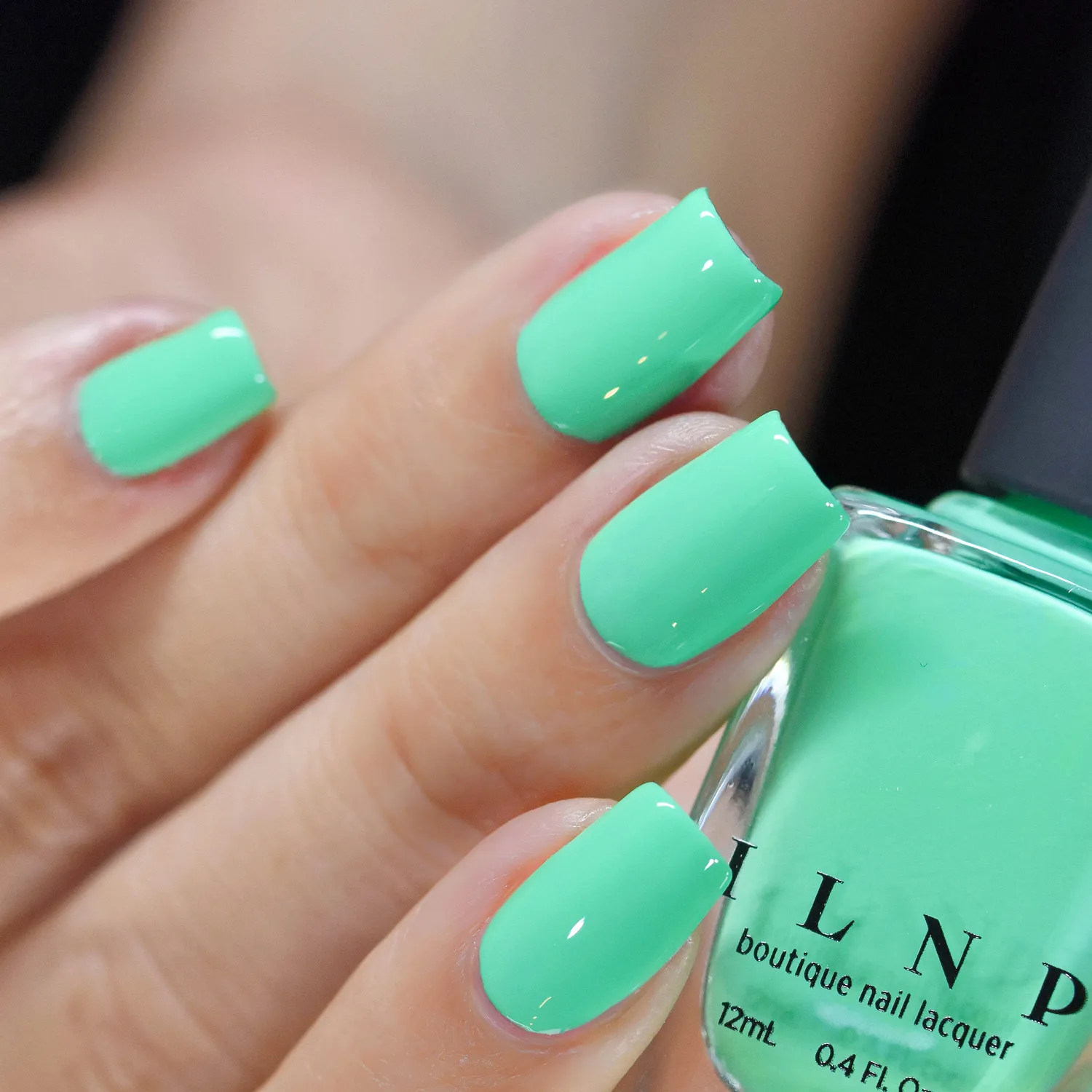 ILNP Bottoms Up nagellack ljusgrön kräm