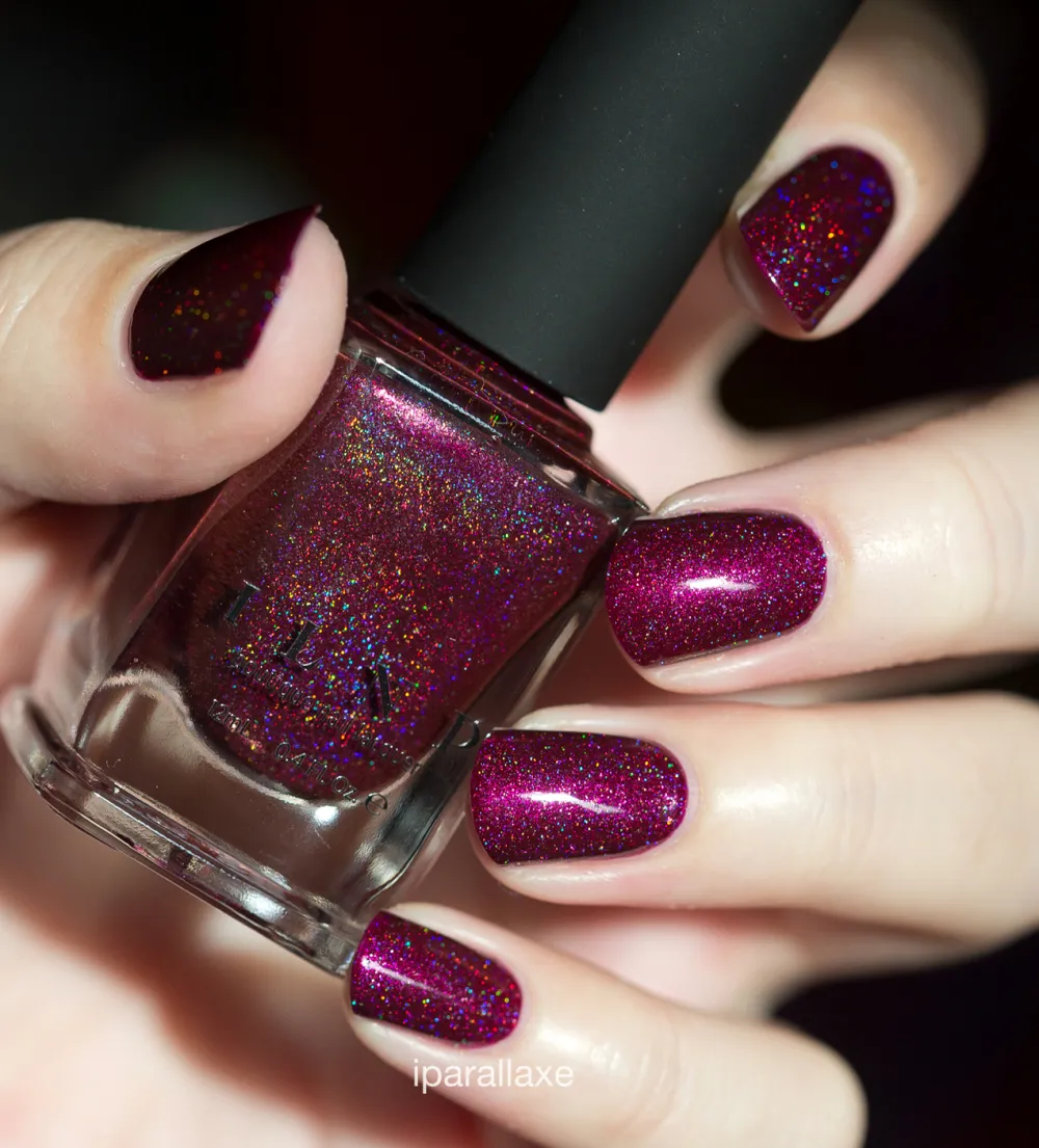 ILNP Showtime nagellack holografisk hallonröd