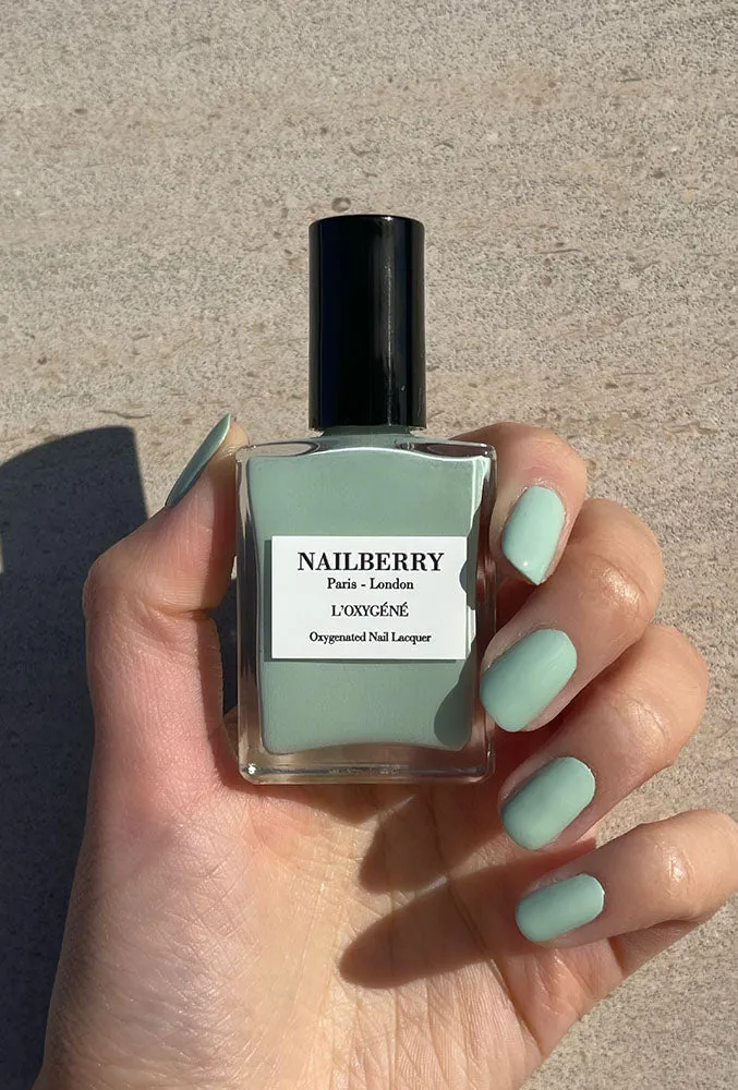 Nailberry Wild Sage nagellack 14 ml pastellgrön