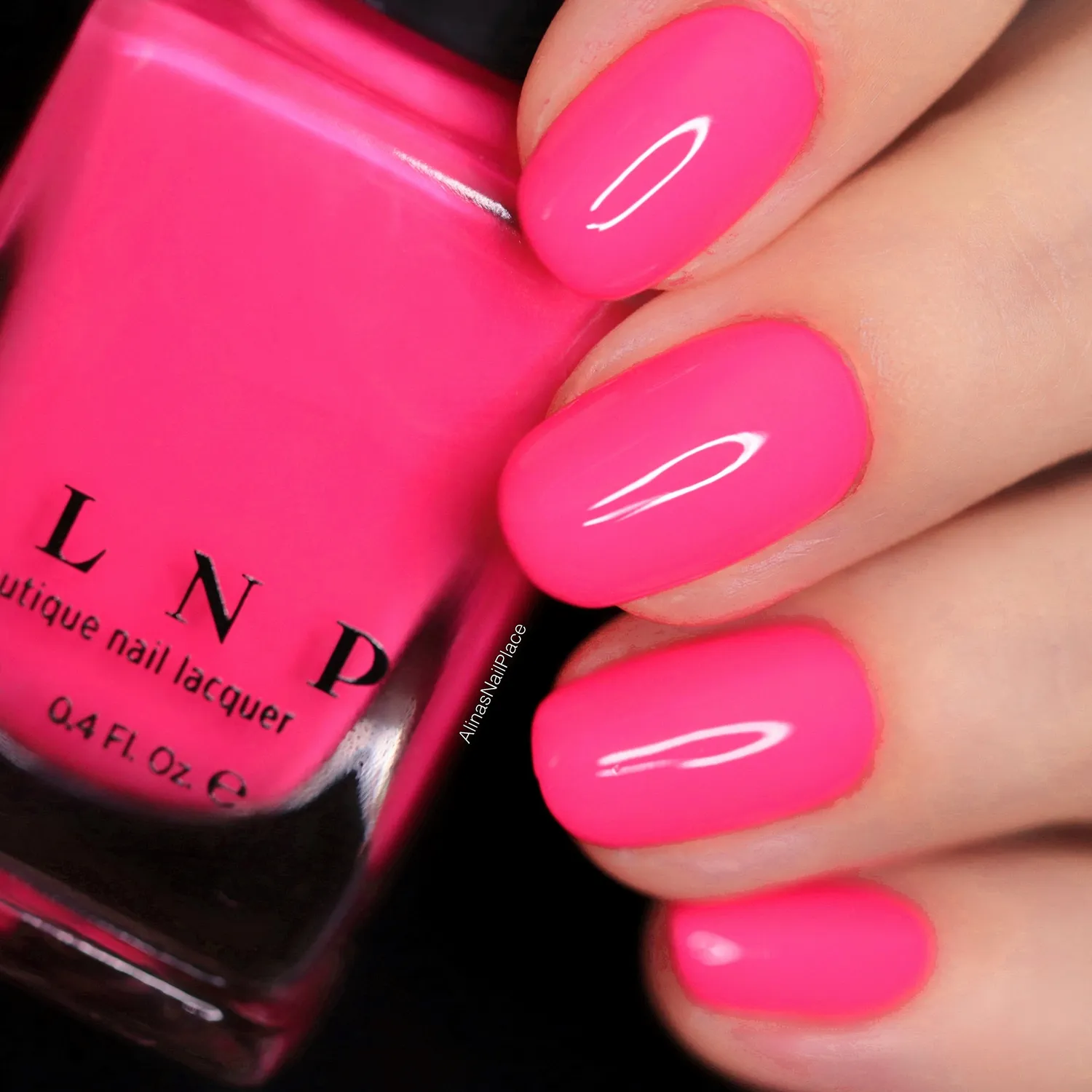 ILNP Two Piece nagellack neonrosa kräm