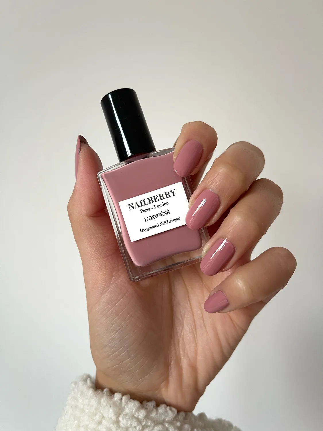 Nailberry Love Me Tender nagellack 14ml rosabeige