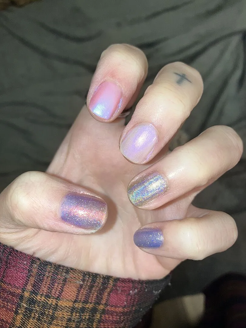Cirque Colors Siren pärllack vit-lila hologlitter