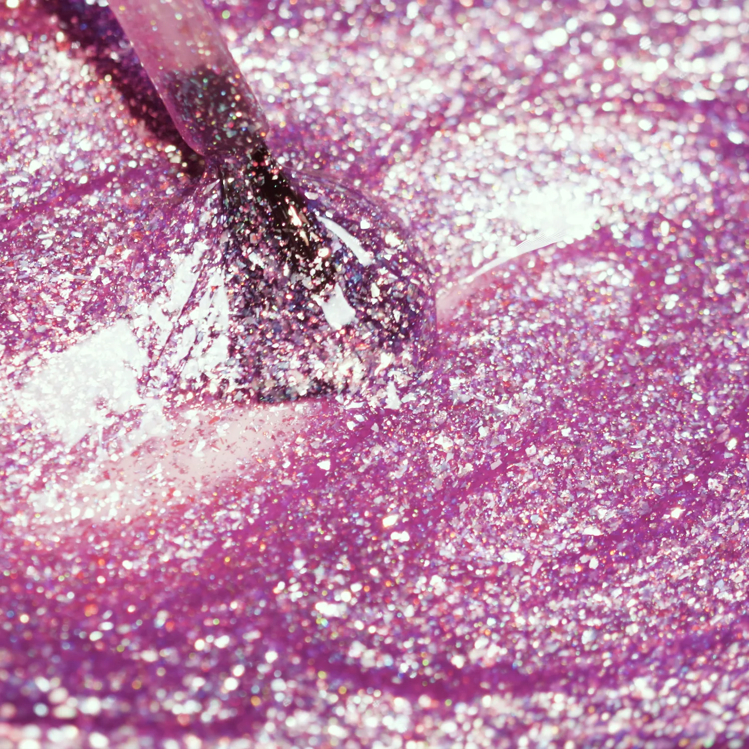 ILNP Euphoric Remix nagellack lila skimmer
