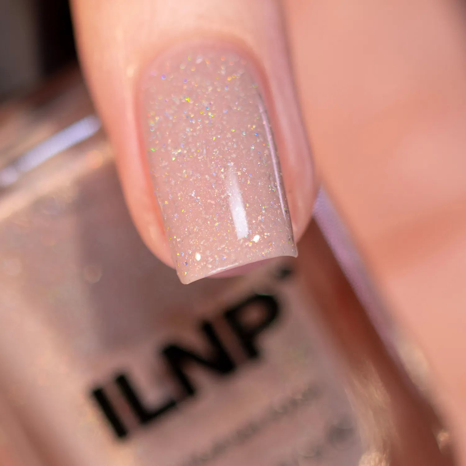 ILNP Chleo nagellack holografisk ljusrosa