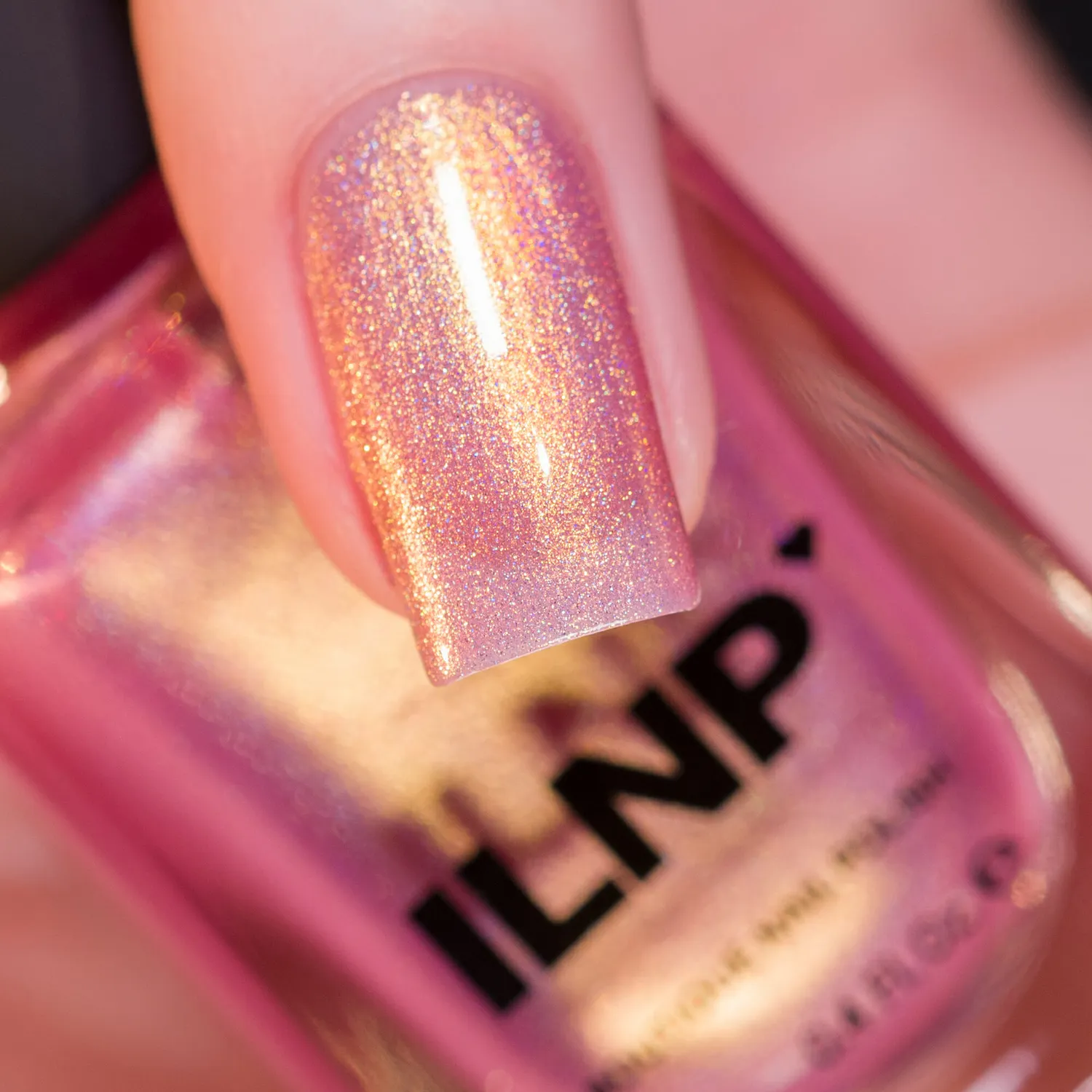 ILNP Yes Please nagellack holografisk ljusrosa