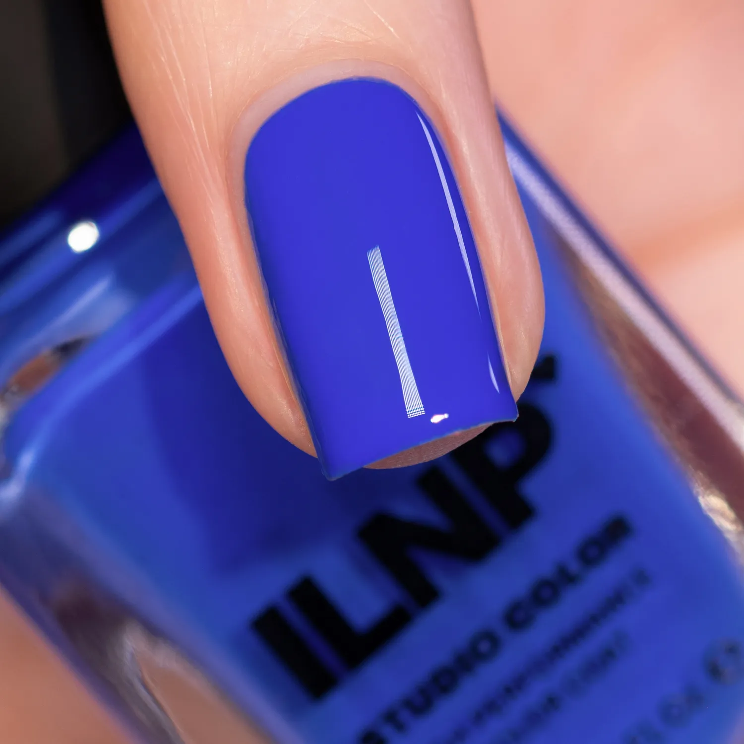 ILNP High Tops nagellack elektrisk koboltblå kräm