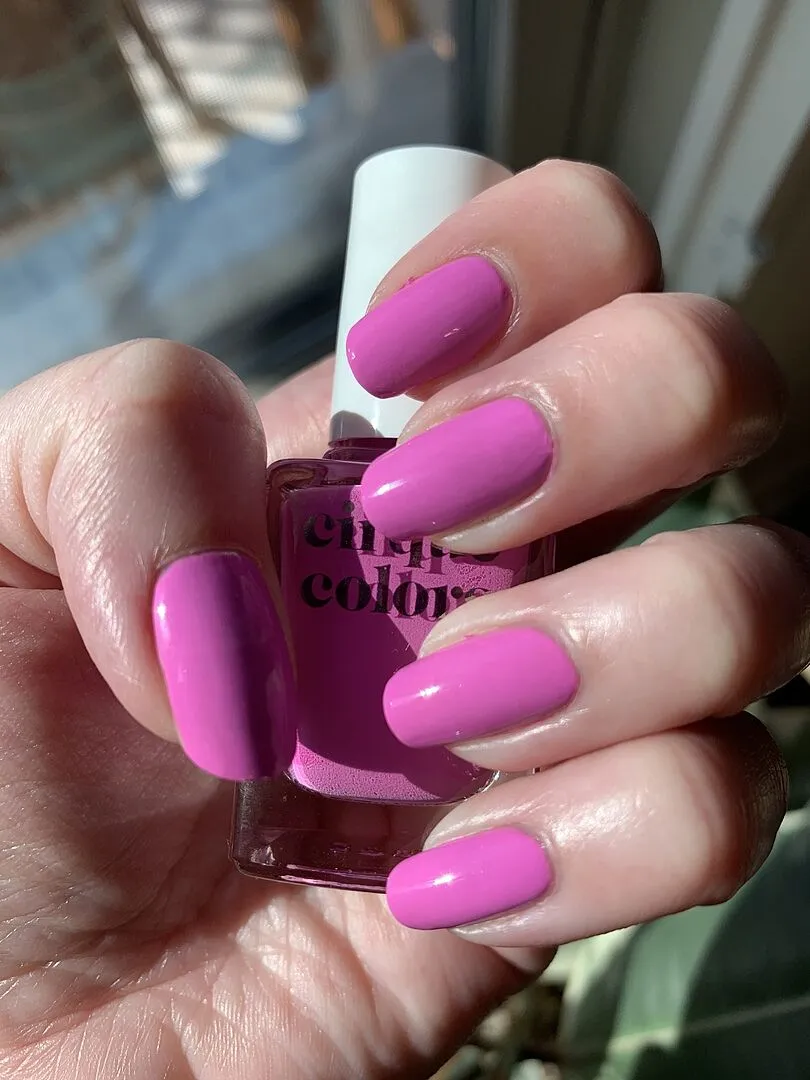 Cirque Colors Socialite neon nagellack rosa-lila crème
