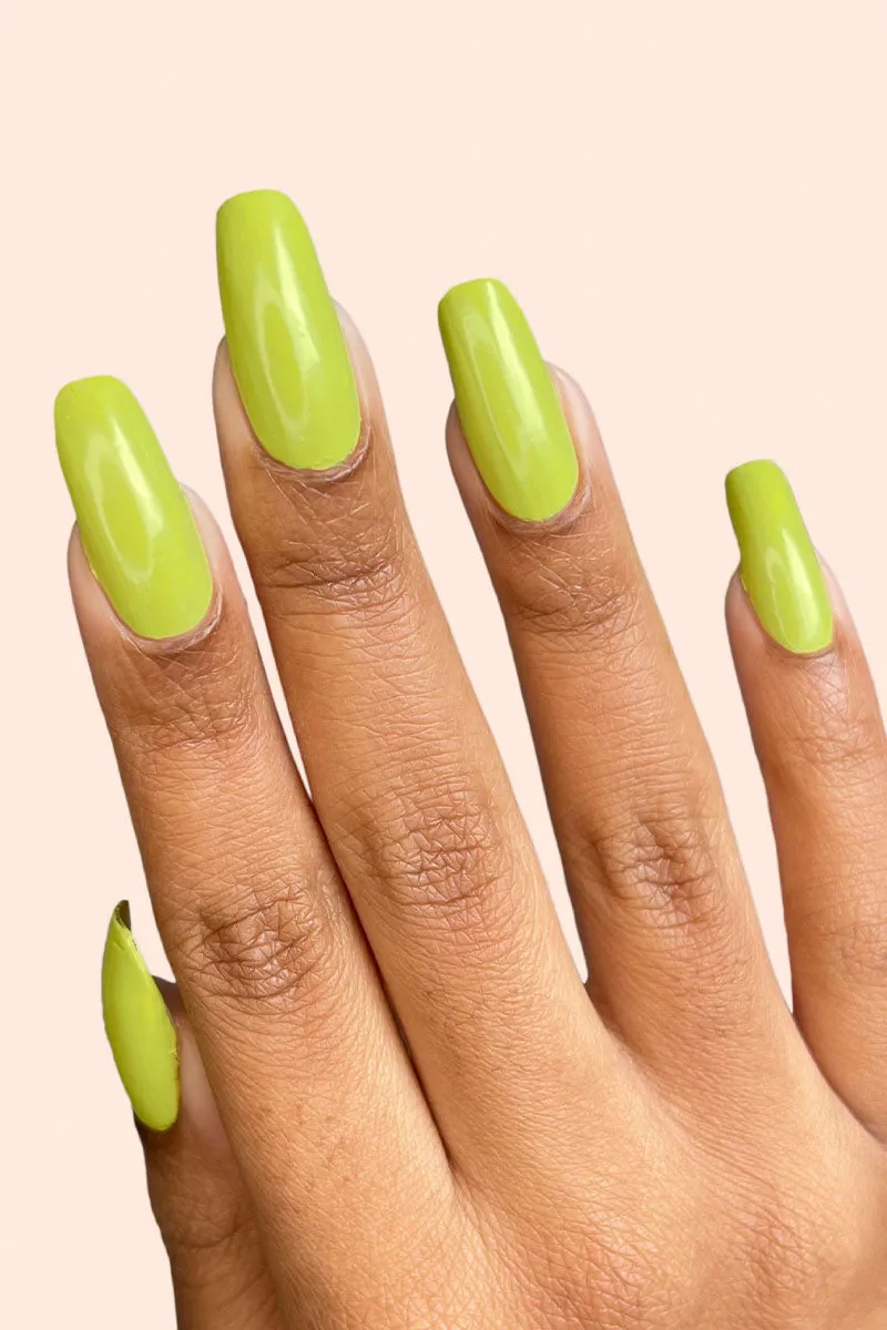 Cirque Colors Sticky Icky nagellack limegrön kräm