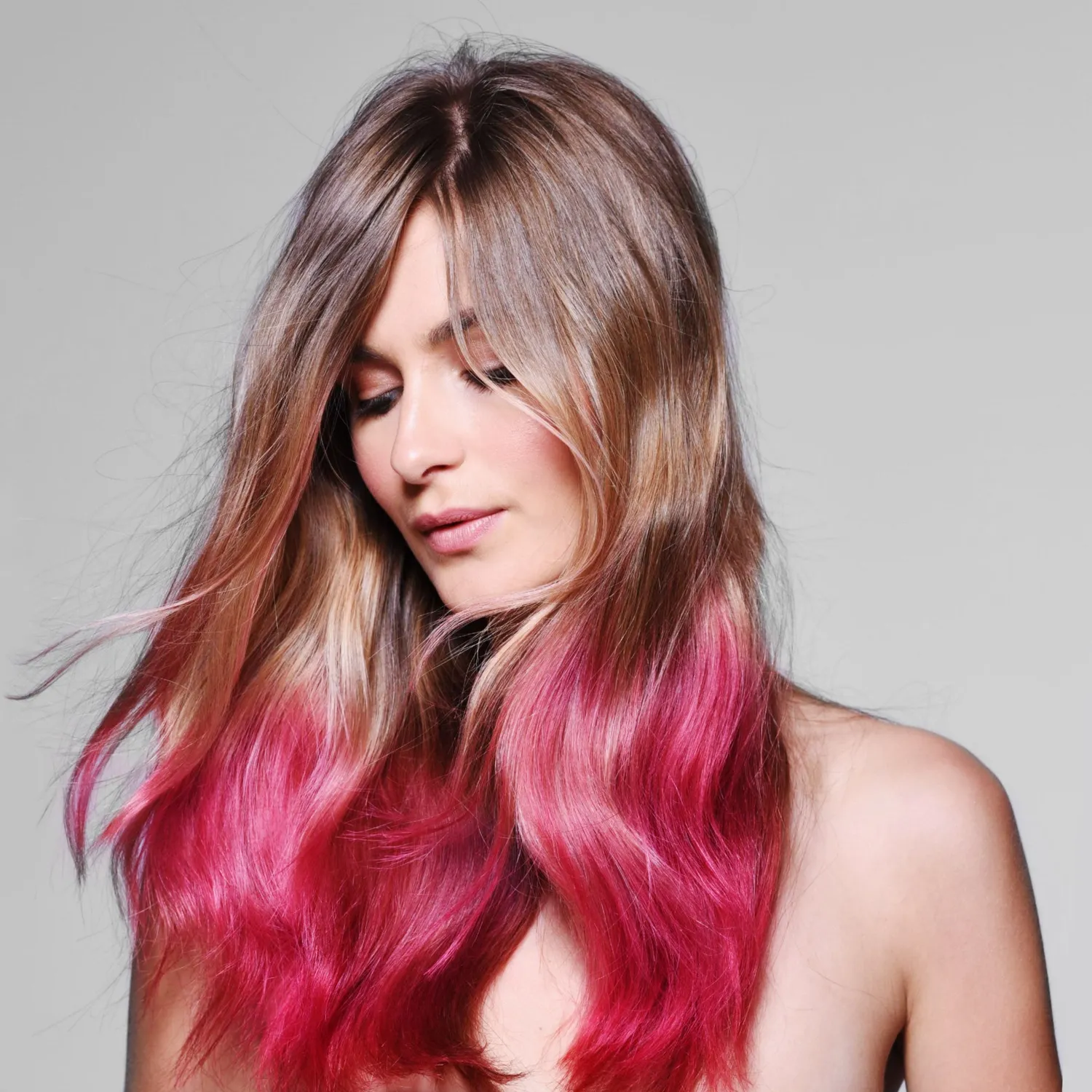 Iz Beauty Colorsmash Pink hårspray 130ml cerise