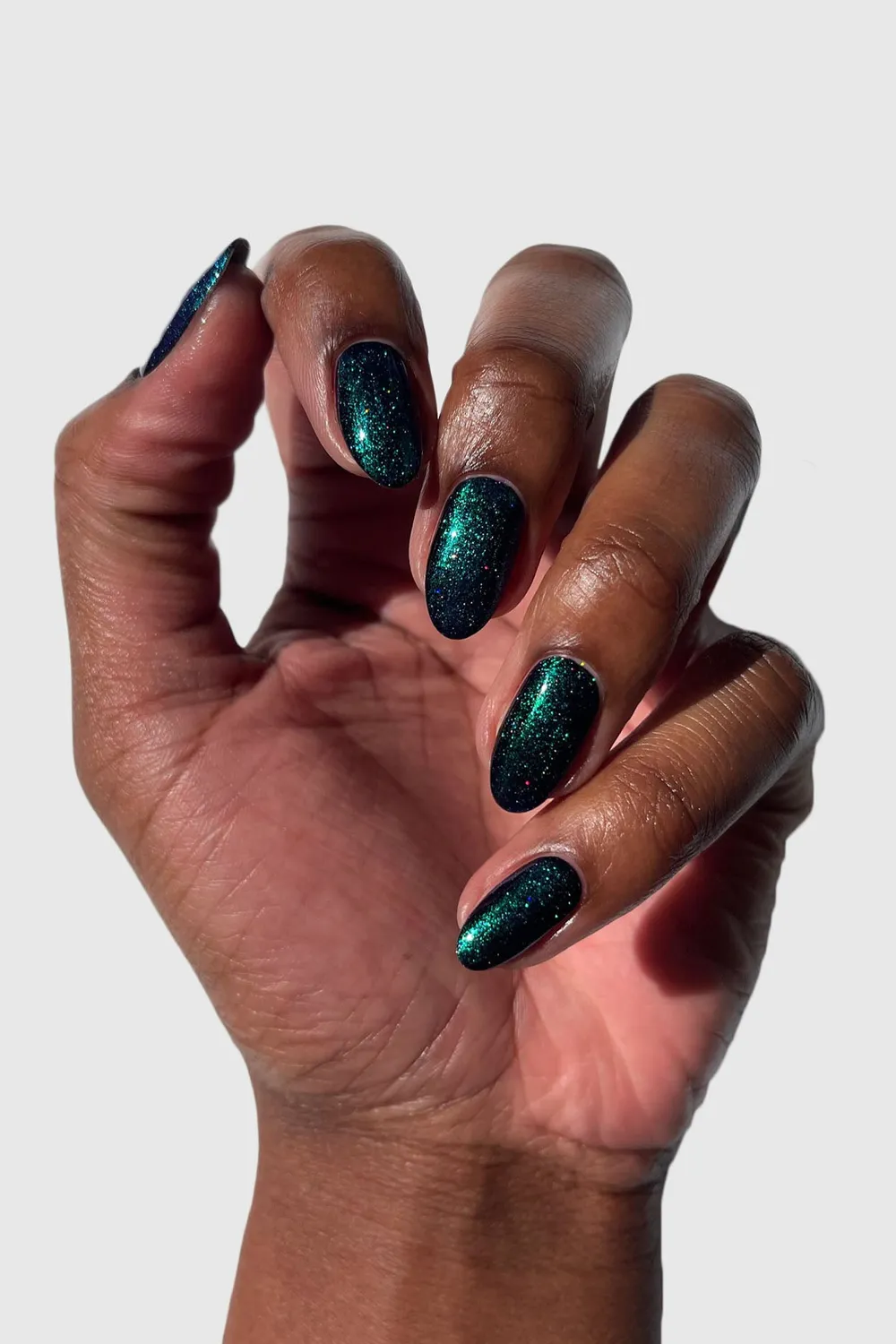 Cirque Colors Night Fever nagellack lila skimmer