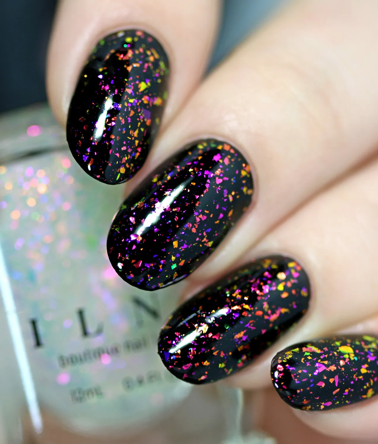 ILNP Real Magic Lovebird topper flakies