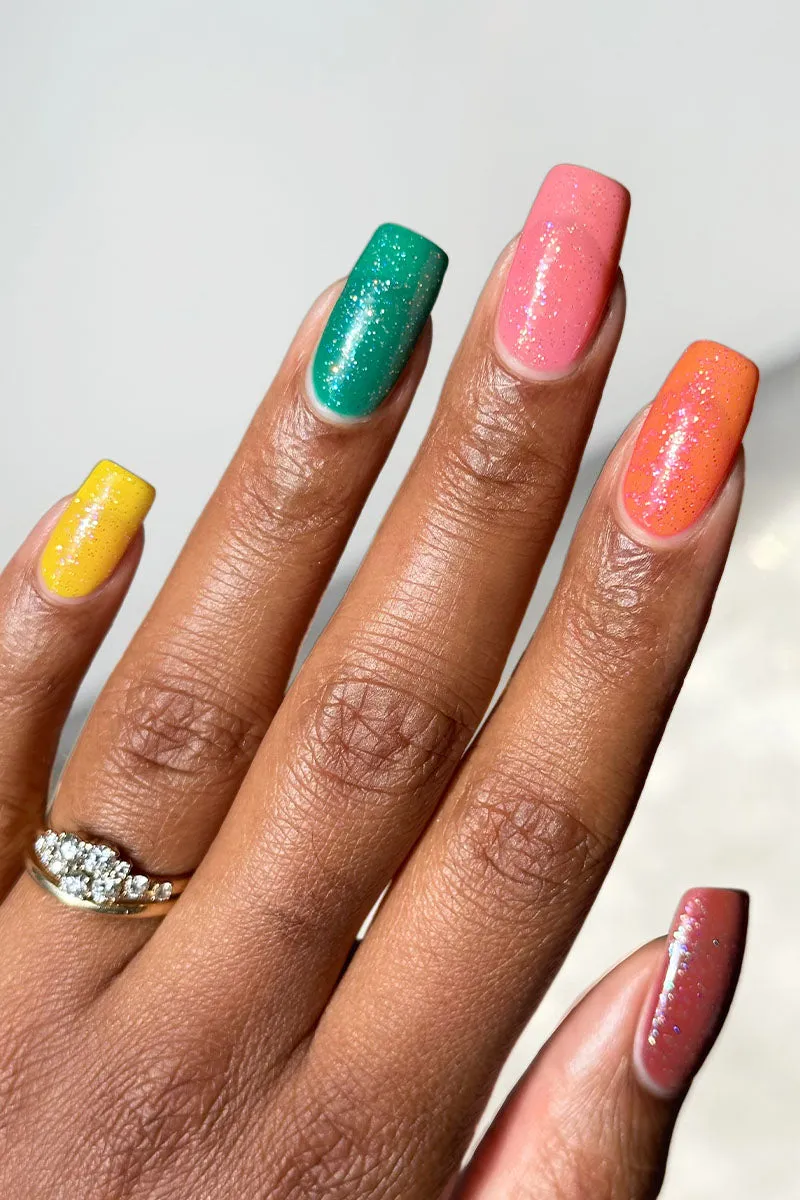 Cirque Colors Piña Jelly nagellack gul transparent