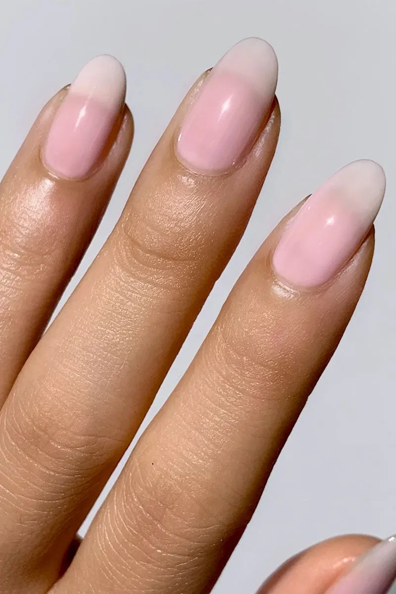 Cirque Colors Odette nagellack ljusrosa jelly