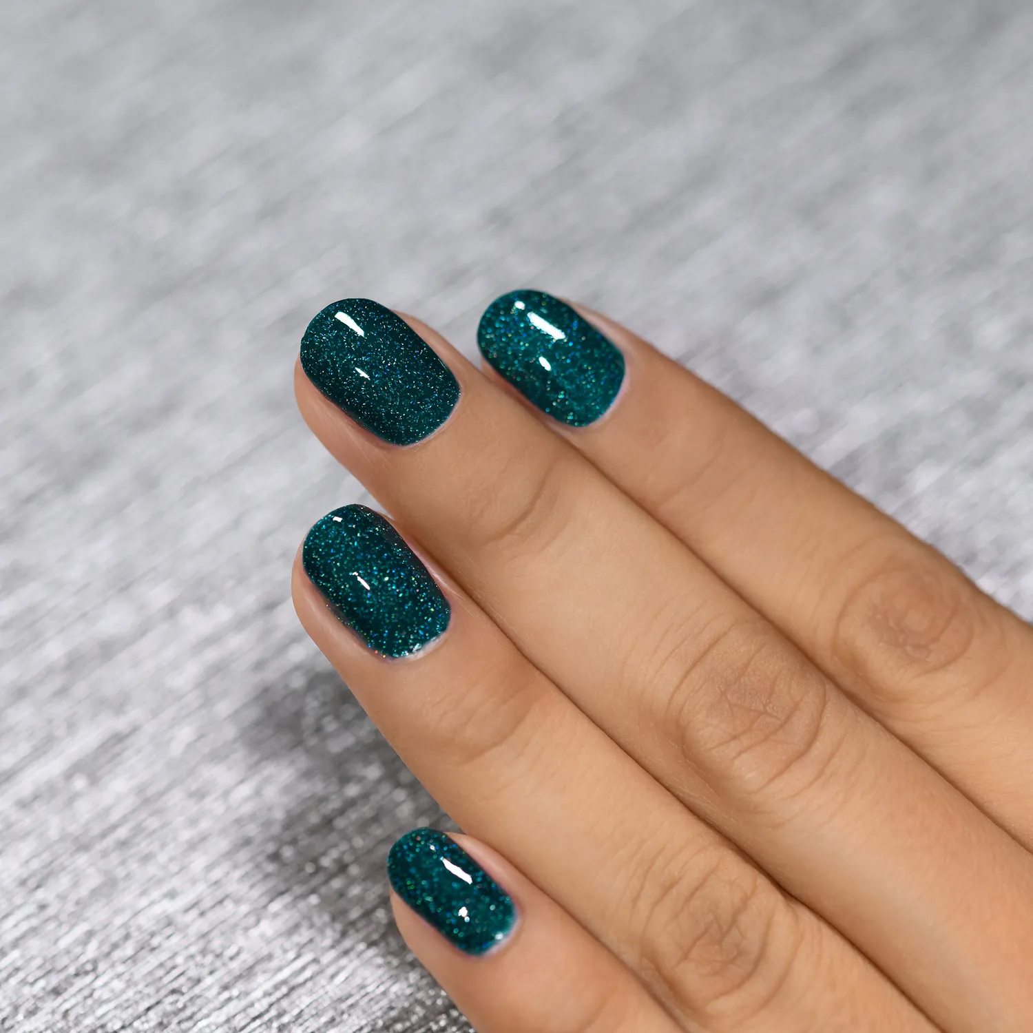 ILNP Cheers nagellack mörkgrönt holografiskt