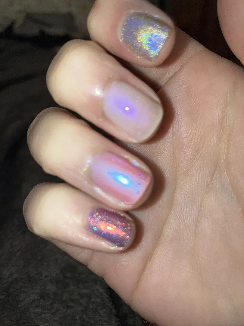 Cirque Colors Siren pärllack vit-lila hologlitter