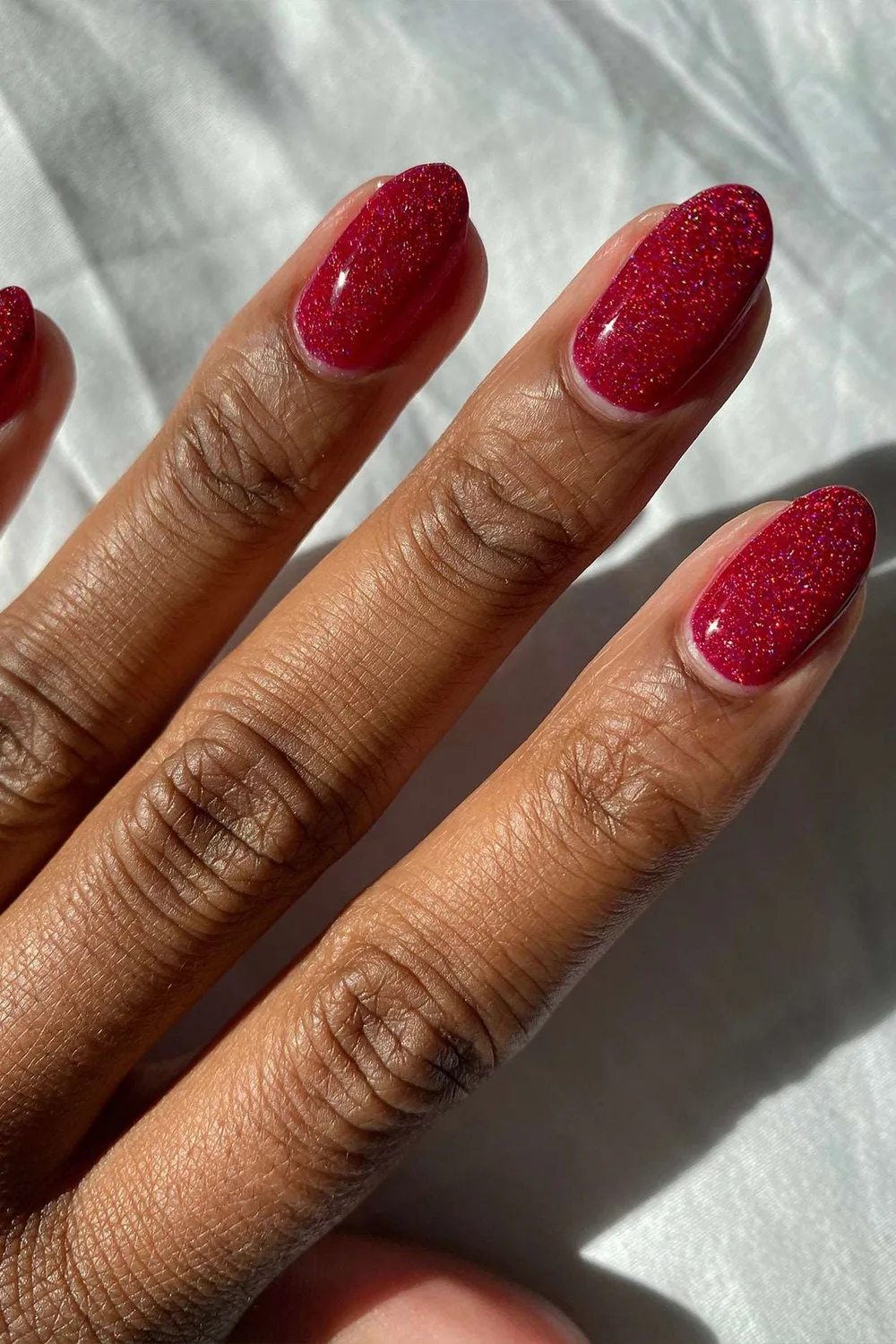 Cirque Colors Madder nagellack röd holografisk