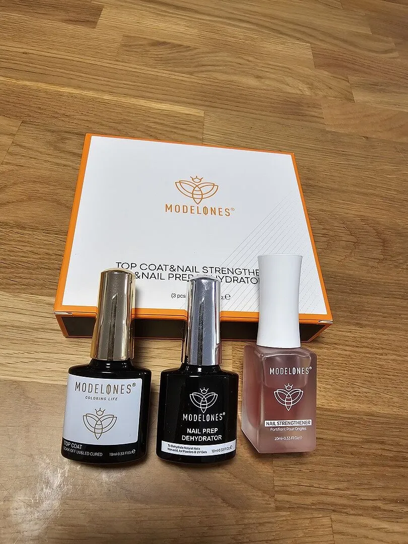 Modelones Nail Care nagelstärkare Clear ofärgad