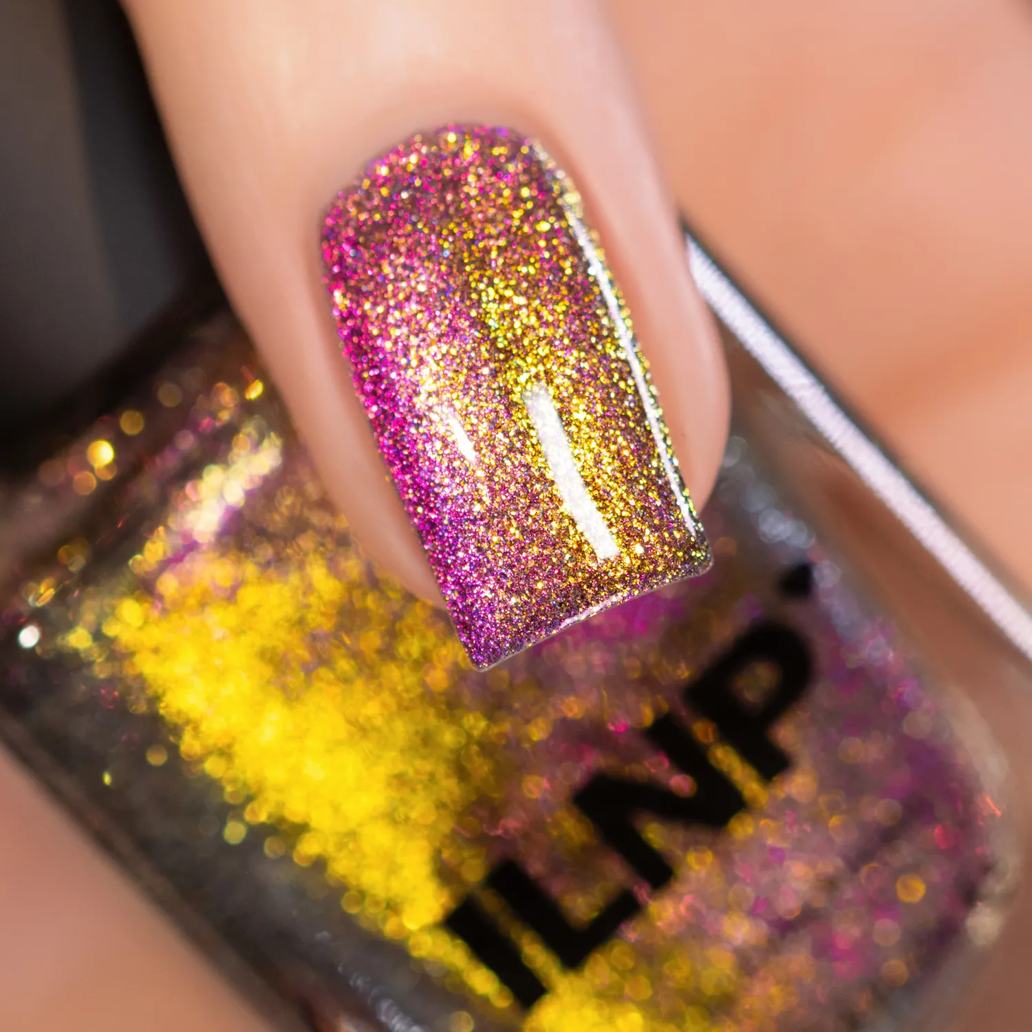 ILNP Illusions Unraveled nagellack magnetisk